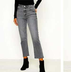 LOFT Straightleg Crop Jeans